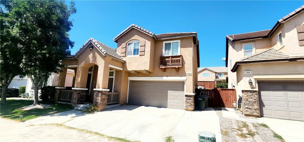 Property Photo:  3902 Bluff Street  CA 92571 