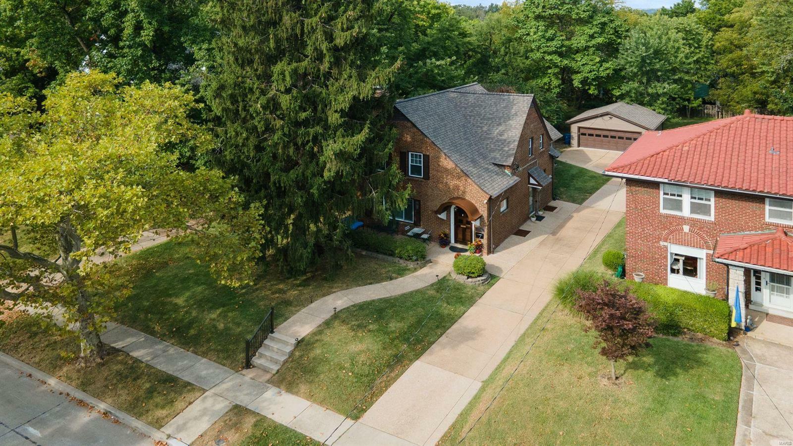 Property Photo: 1519 Bellevue Avenue MO 63117