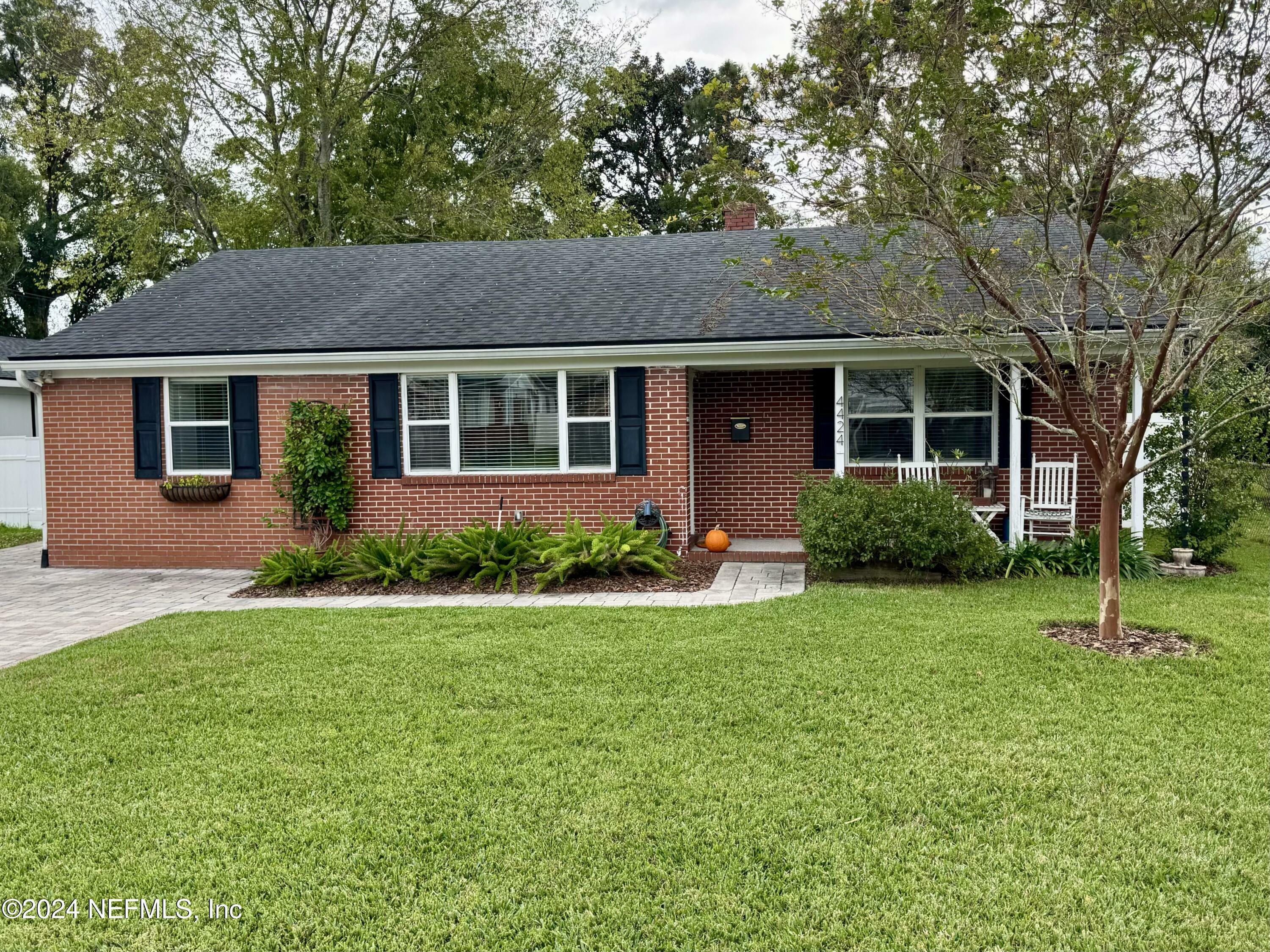 Property Photo:  4424 Shirley Avenue  FL 32210 