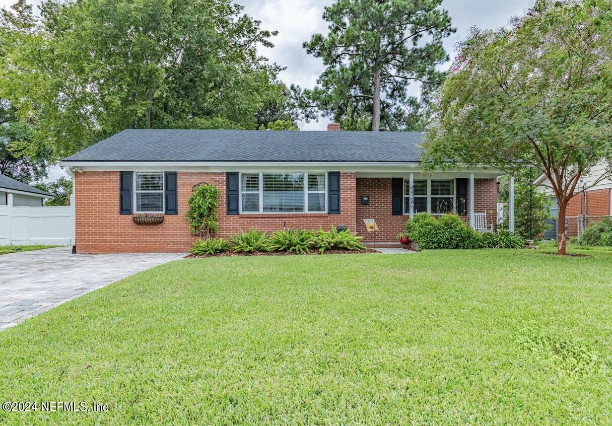 Property Photo:  4424 Shirley Avenue  FL 32210 