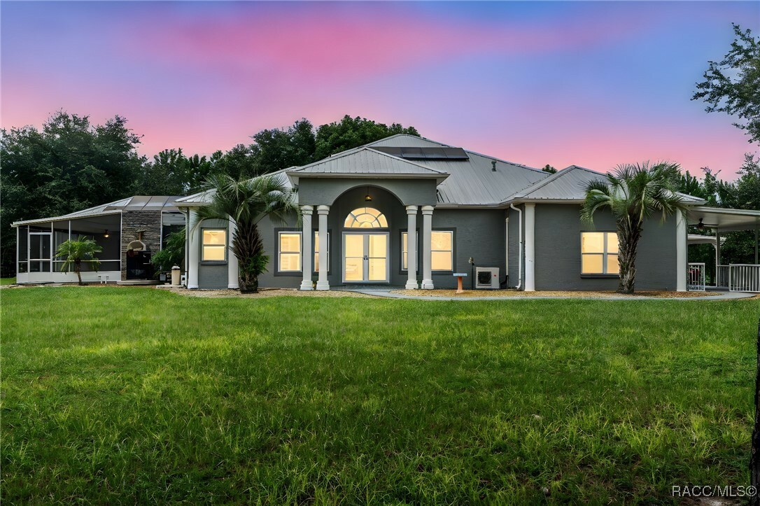 Property Photo:  1400 W Cason Court  FL 34461 