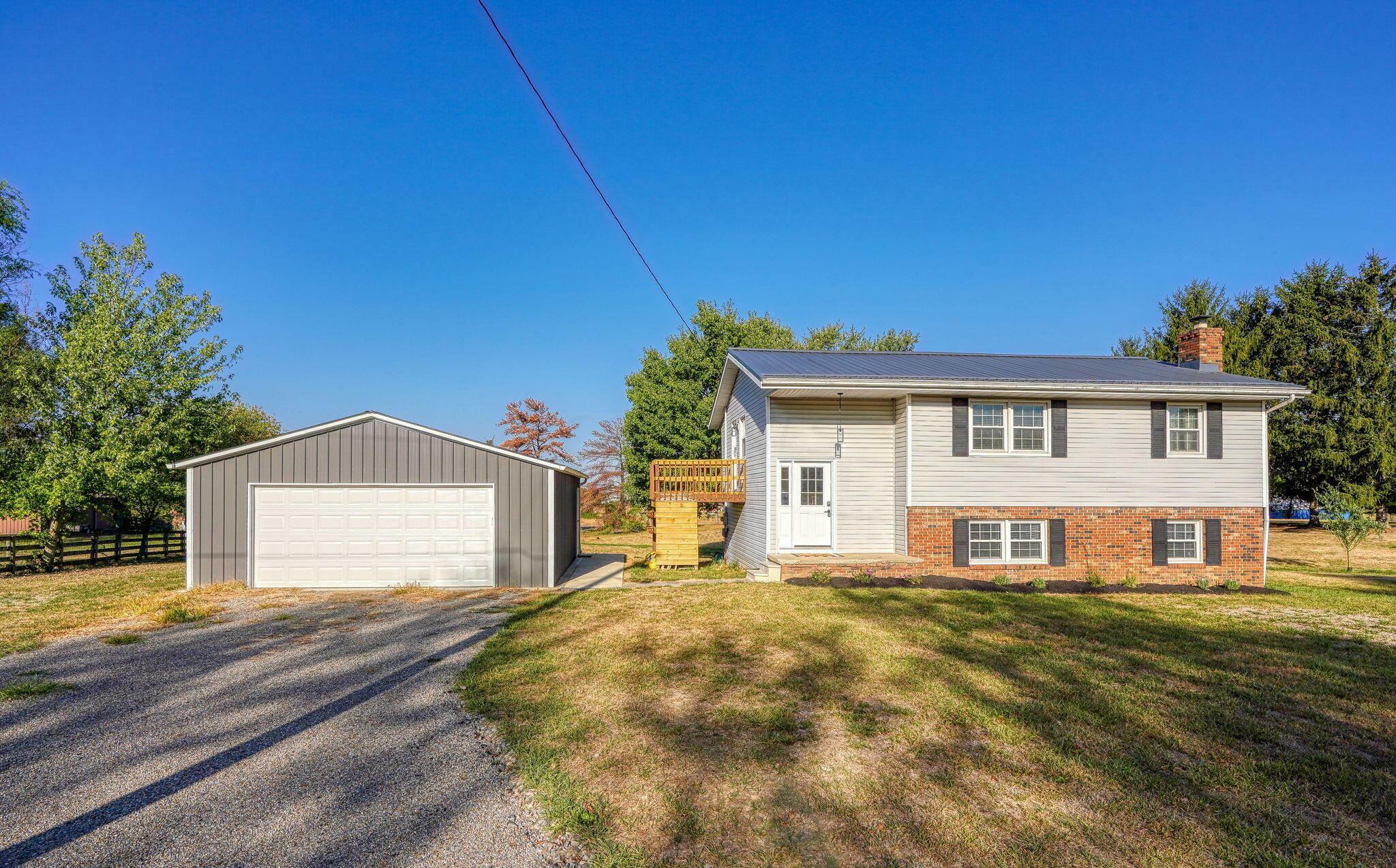 Property Photo:  7405 Winchester Southern Road  OH 43154 