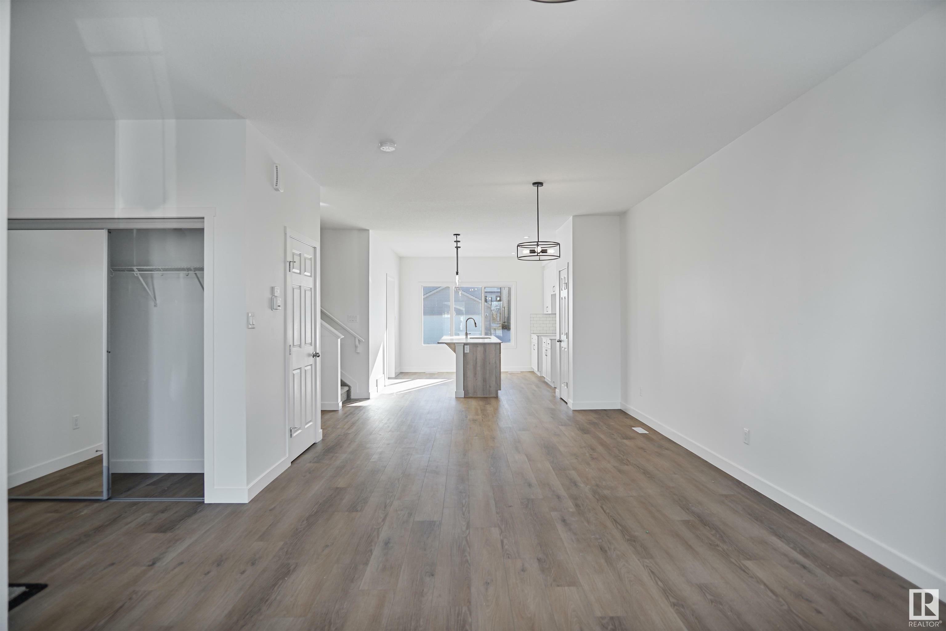 Property Photo:  1254 McLeod Avenue  AB T7X 2Z7 