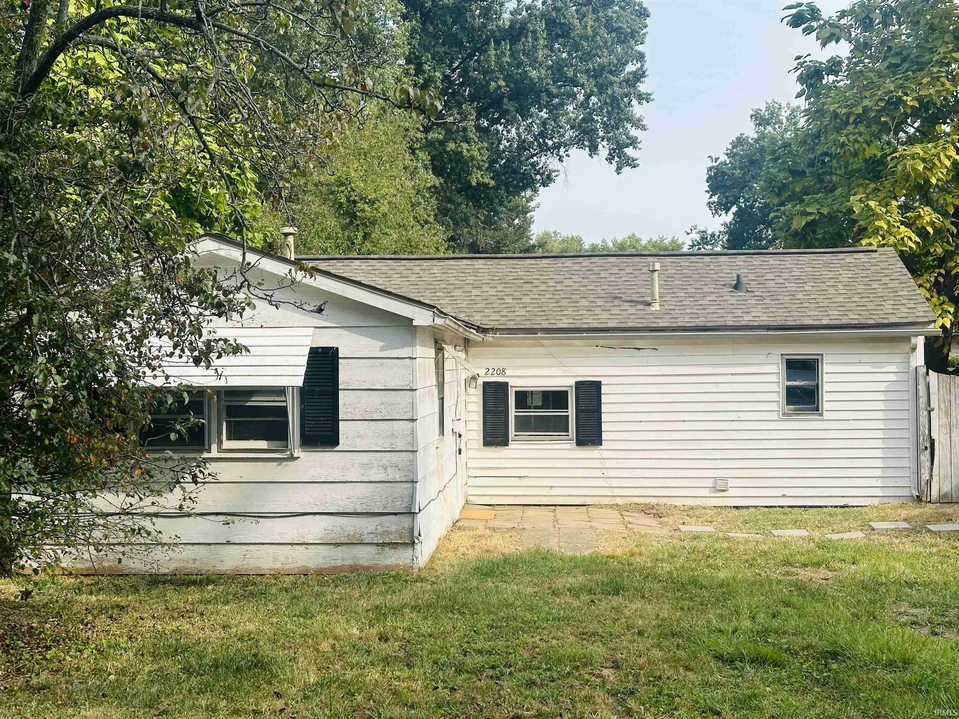 2208 Ravenswood Drive  Evansville IN 47714 photo