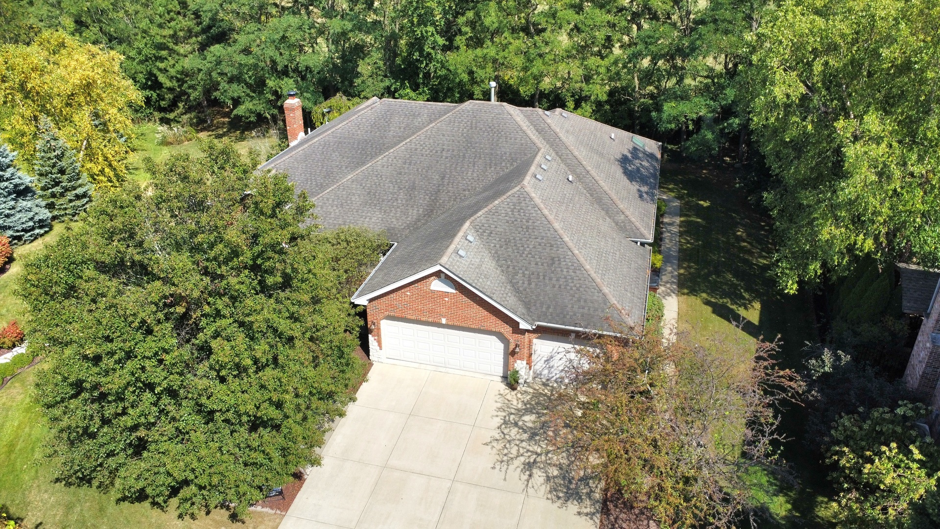 Property Photo:  19109 Boulder Ridge Court  IL 60448 