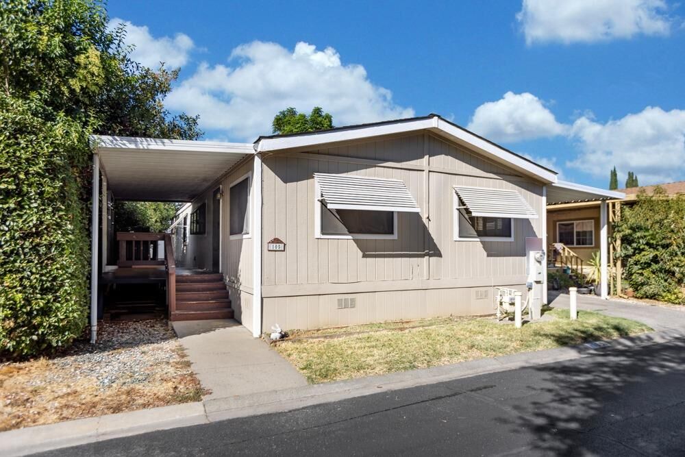 Property Photo: 1399 Sacramento 105 CA 95605