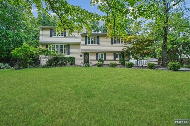 Property Photo:  671 Cobh Road  NJ 07675 