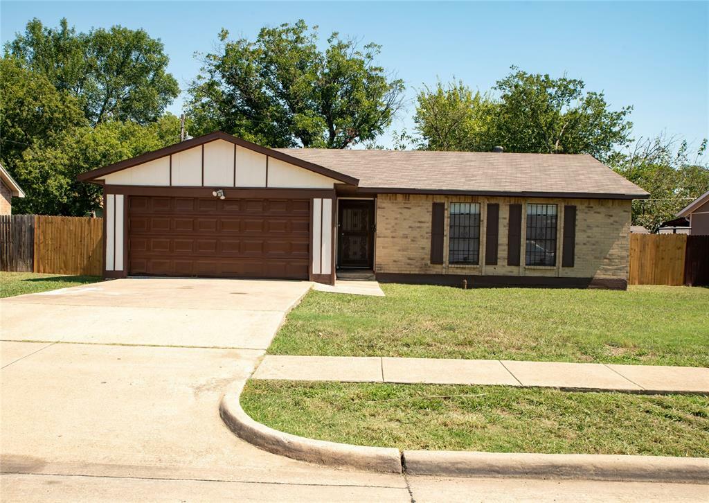 Property Photo:  513 Worthway Drive  TX 75051 