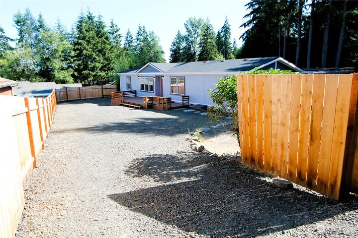 Property Photo:  281 NE  Schooner Loop  WA 98528 