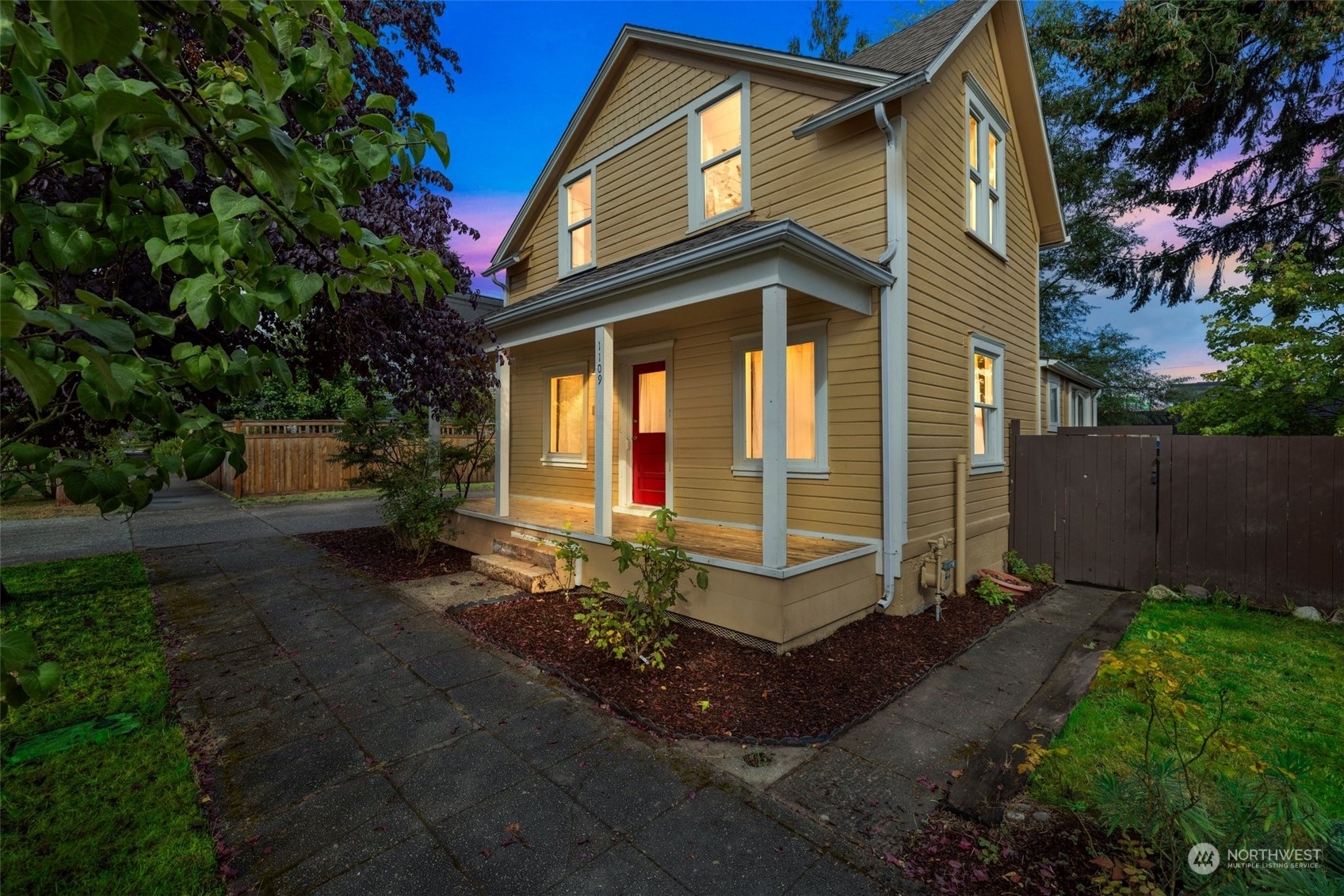 Property Photo:  1109 S 14th Street  WA 98405 