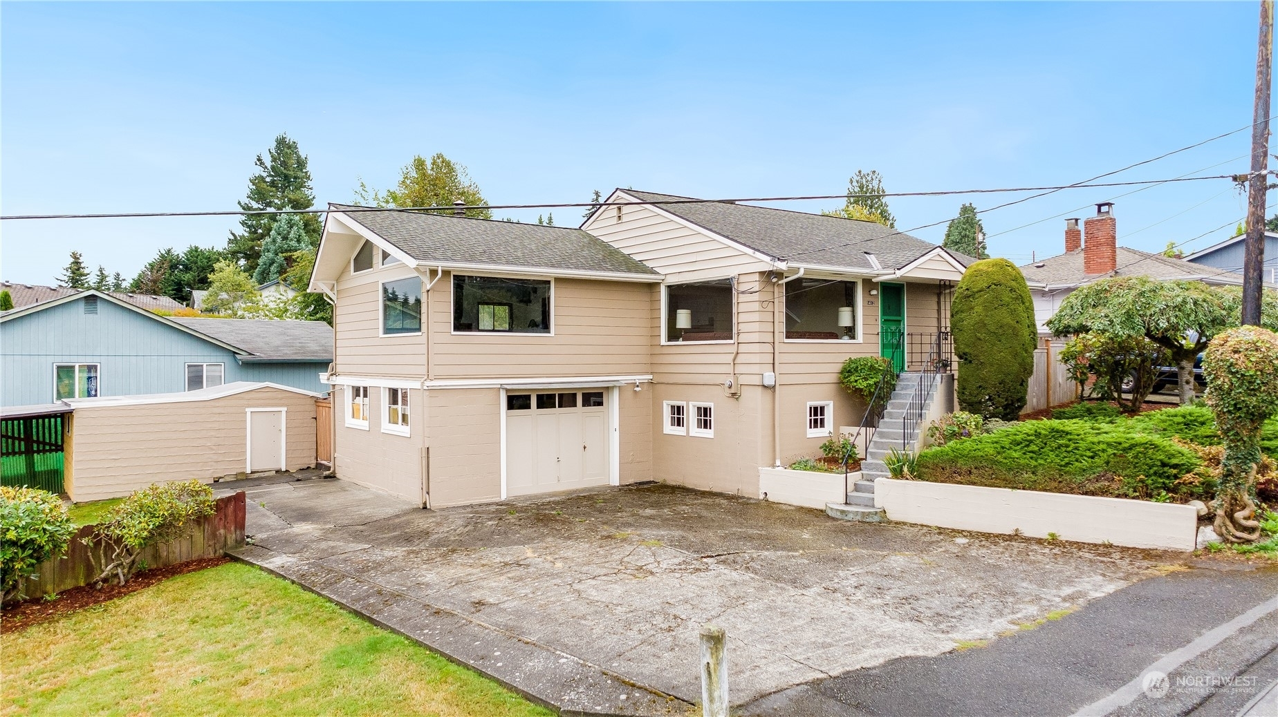 Property Photo:  1412 Park Drive  WA 98203 