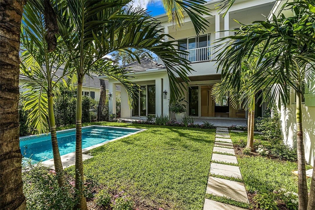 Property Photo:  765 Azalea Lane  FL 32963 