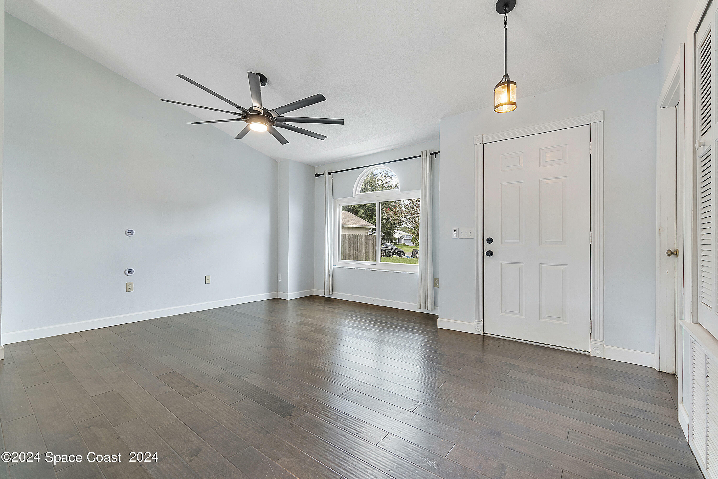 Property Photo:  916 Jack Pine Court  FL 32955 