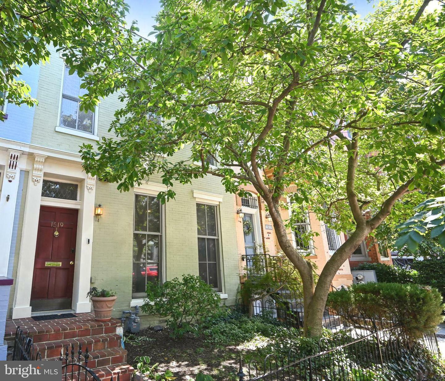 Property Photo:  1519 12th Street NW  DC 20005 