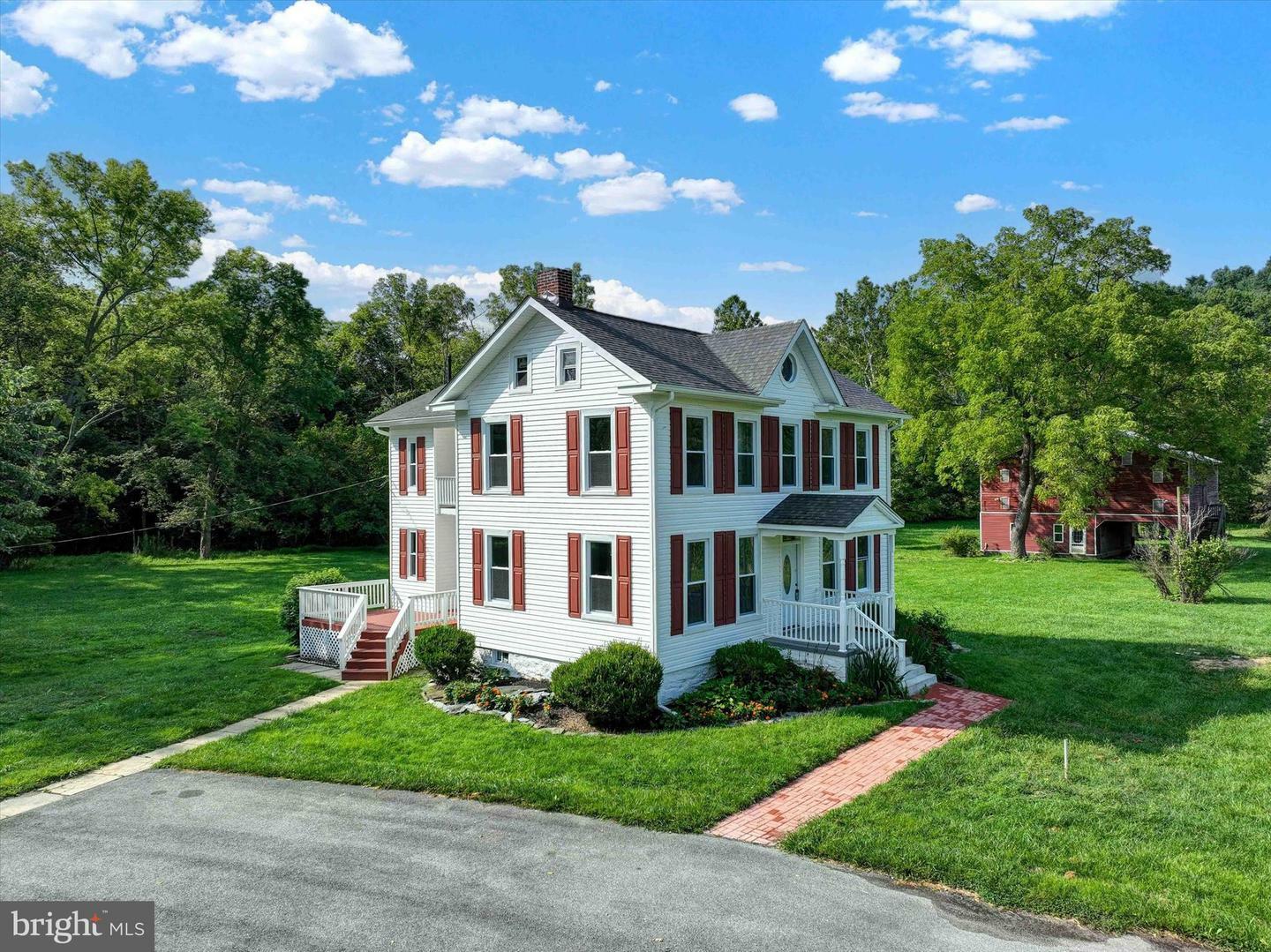 Property Photo:  3803 Sams Creek Road  MD 21776 