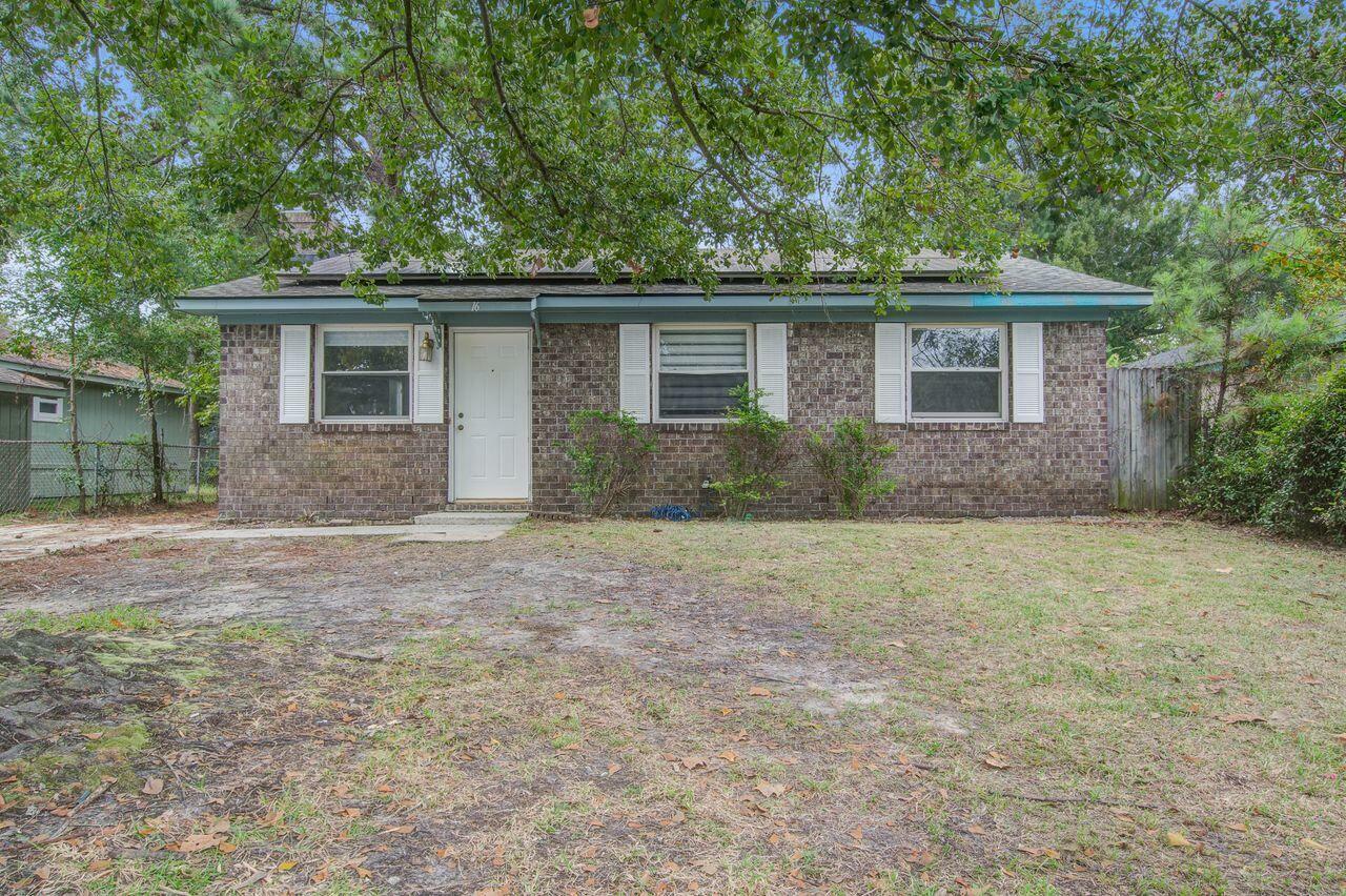 Property Photo:  16 Ferncliff Way  SC 29445 