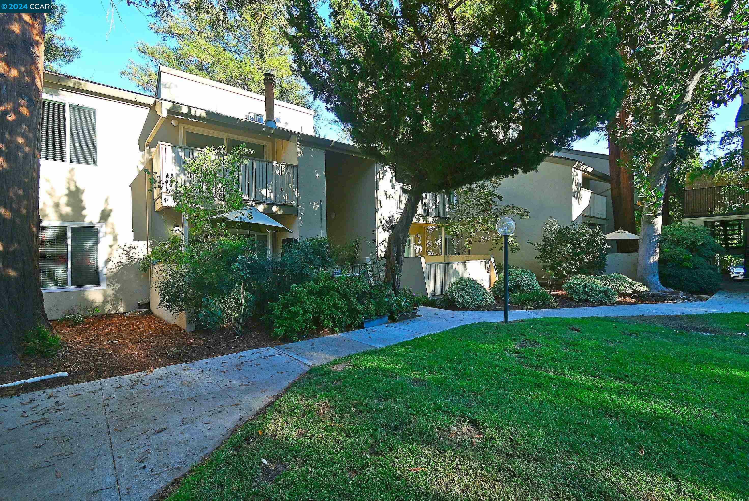 Property Photo:  2700 Oak Rd 29  CA 94597 