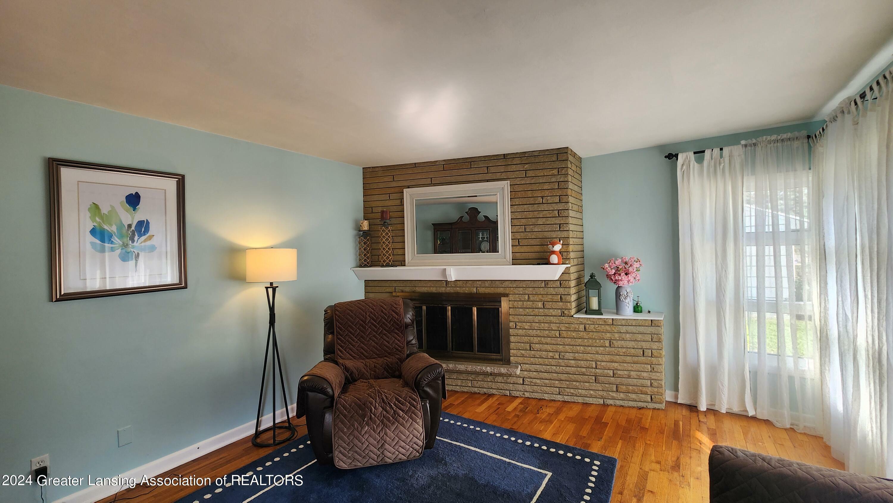 Property Photo:  1628 Victor Avenue  MI 48910 