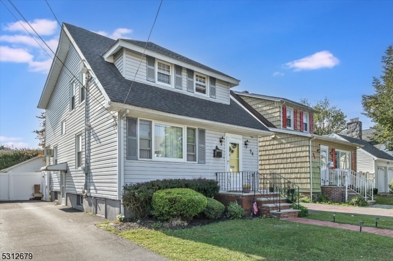 Property Photo:  54 Lewis Pl  NJ 07512 