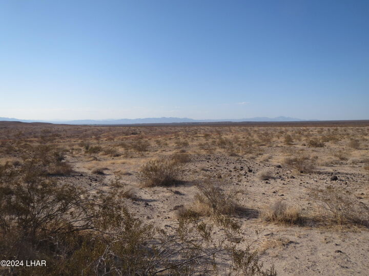 Property Photo:  00 North Of Polaris Road  AZ 86436 
