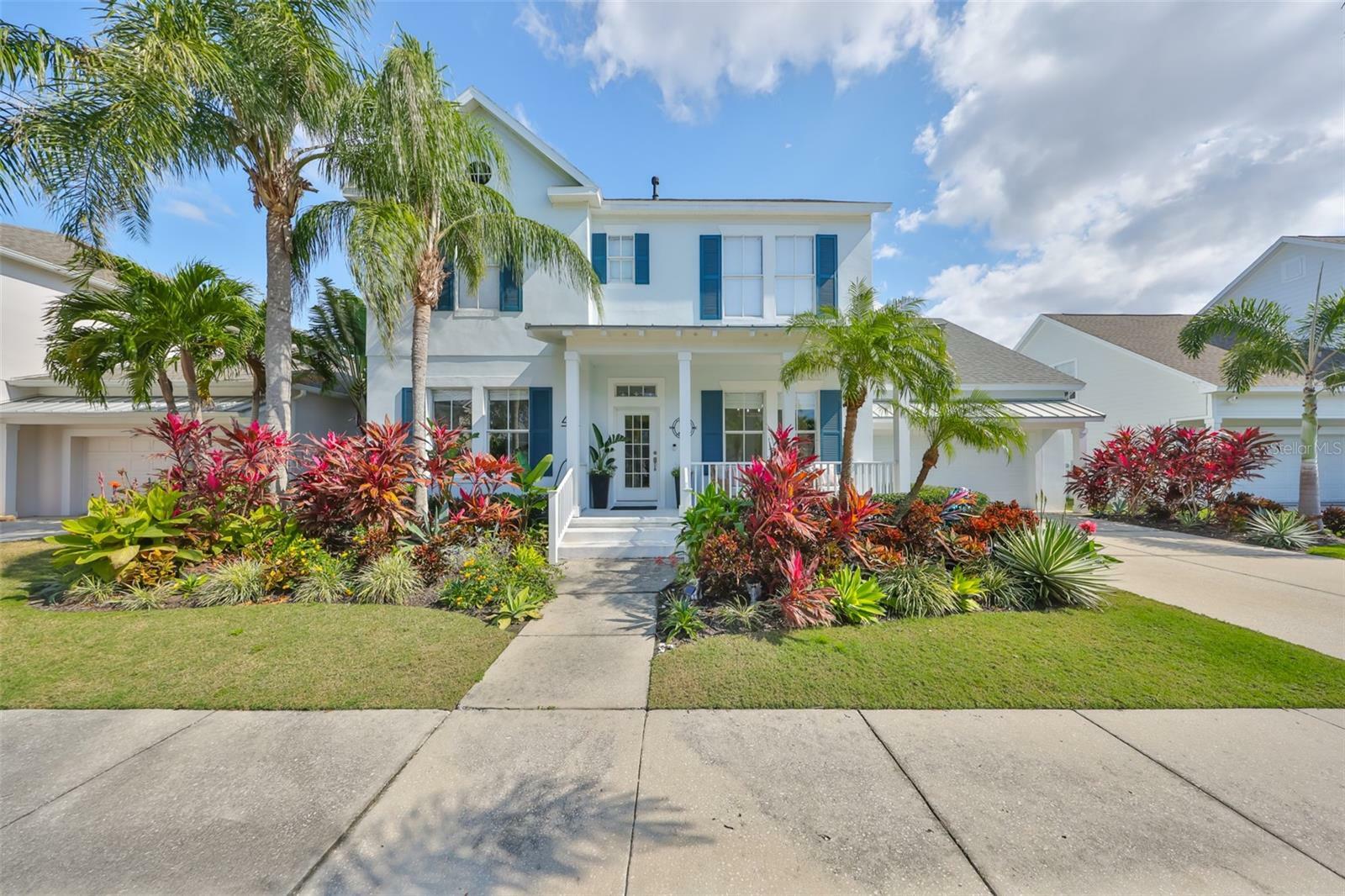 Property Photo:  415 Islebay Drive  FL 33572 