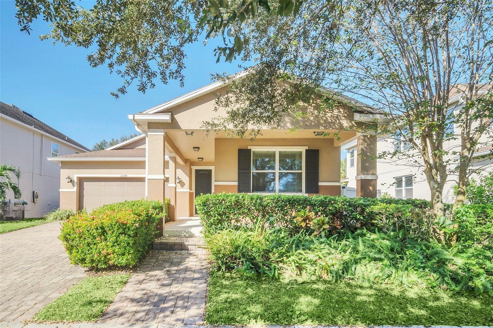 Property Photo:  11844 Thatcher Avenue  FL 32836 