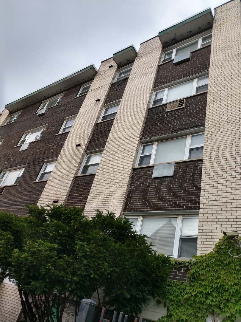 Property Photo:  123 N Central Avenue 305  IL 60644 