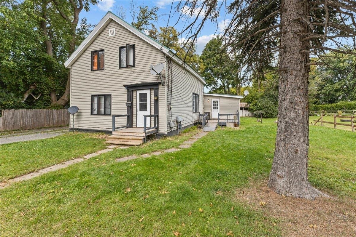 Property Photo:  31 Lower Welden Street  VT 05478 