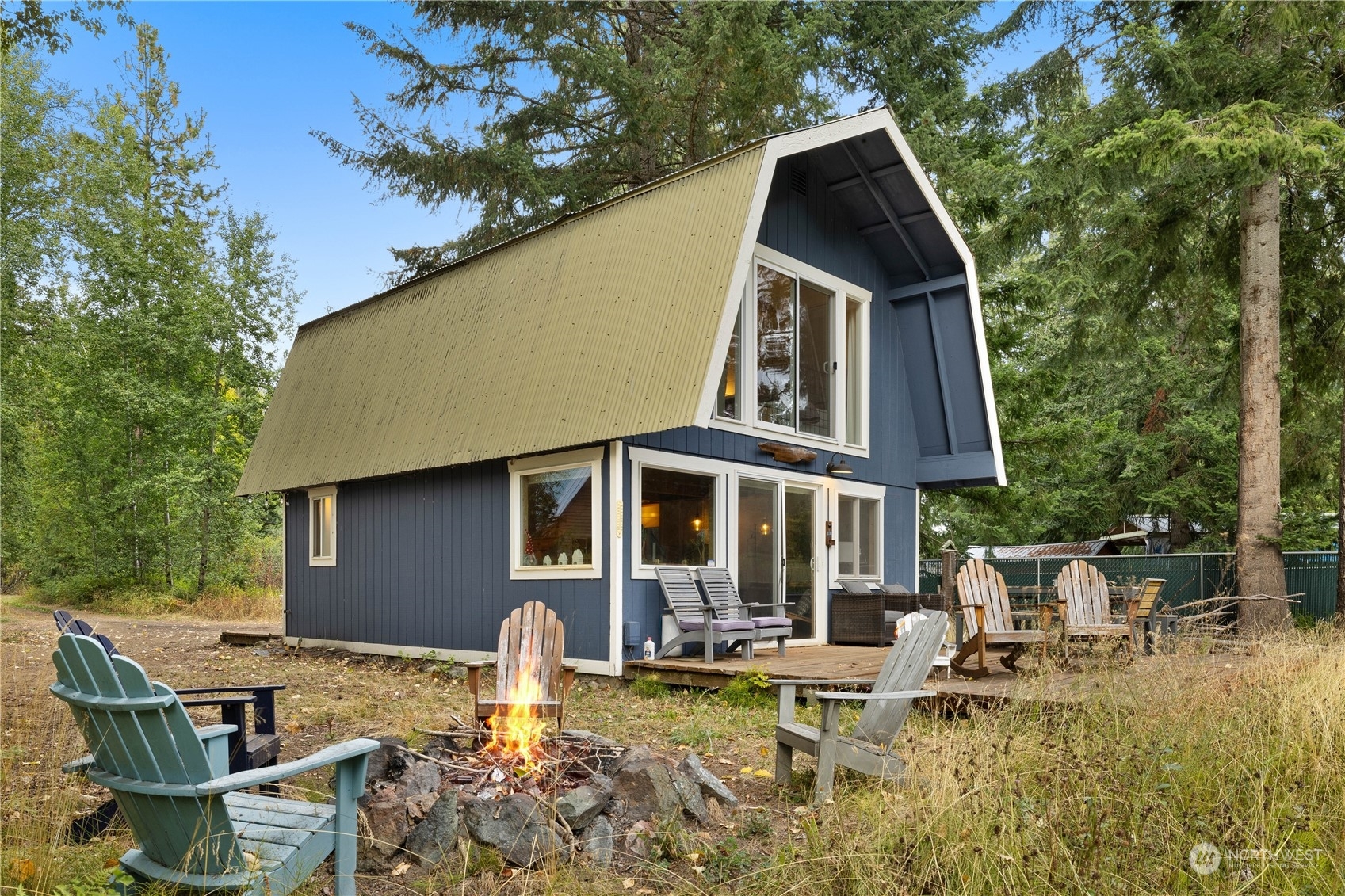 Property Photo:  230 Meadow Park Drive  WA 98925 