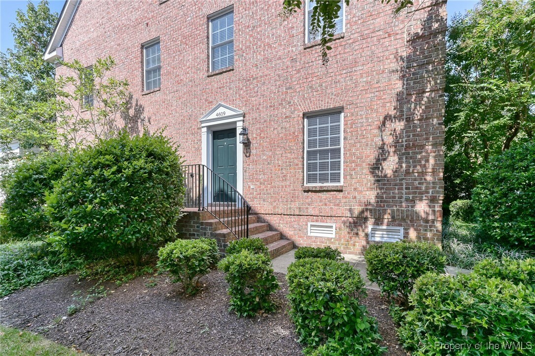 Property Photo:  4609 Town Creek Drive  VA 23188 