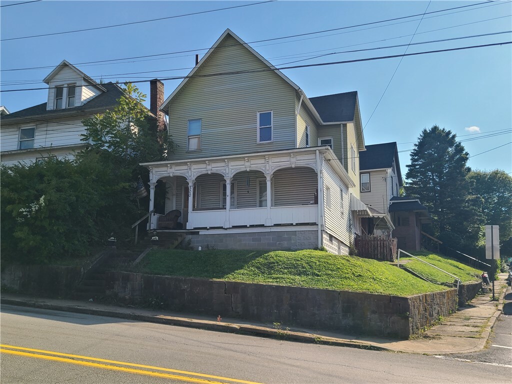 Property Photo:  500 Center Ave  PA 16001 