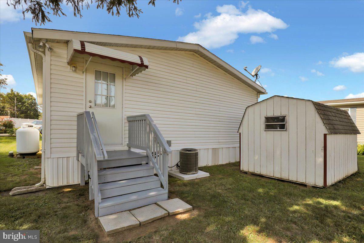 Property Photo:  2 Ruth Drive  PA 17529 