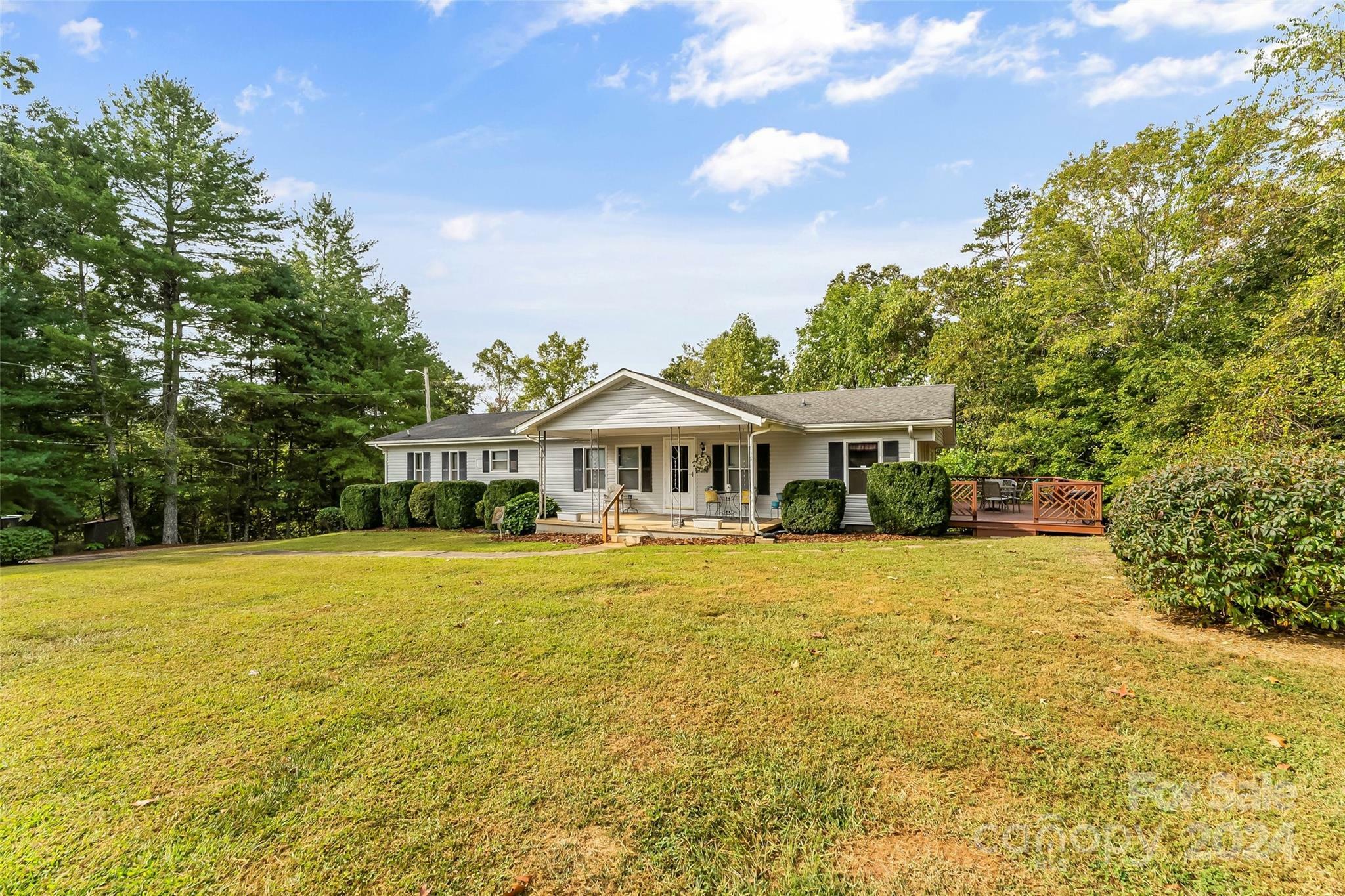 Property Photo:  1364 Deacon Drive  NC 28752 