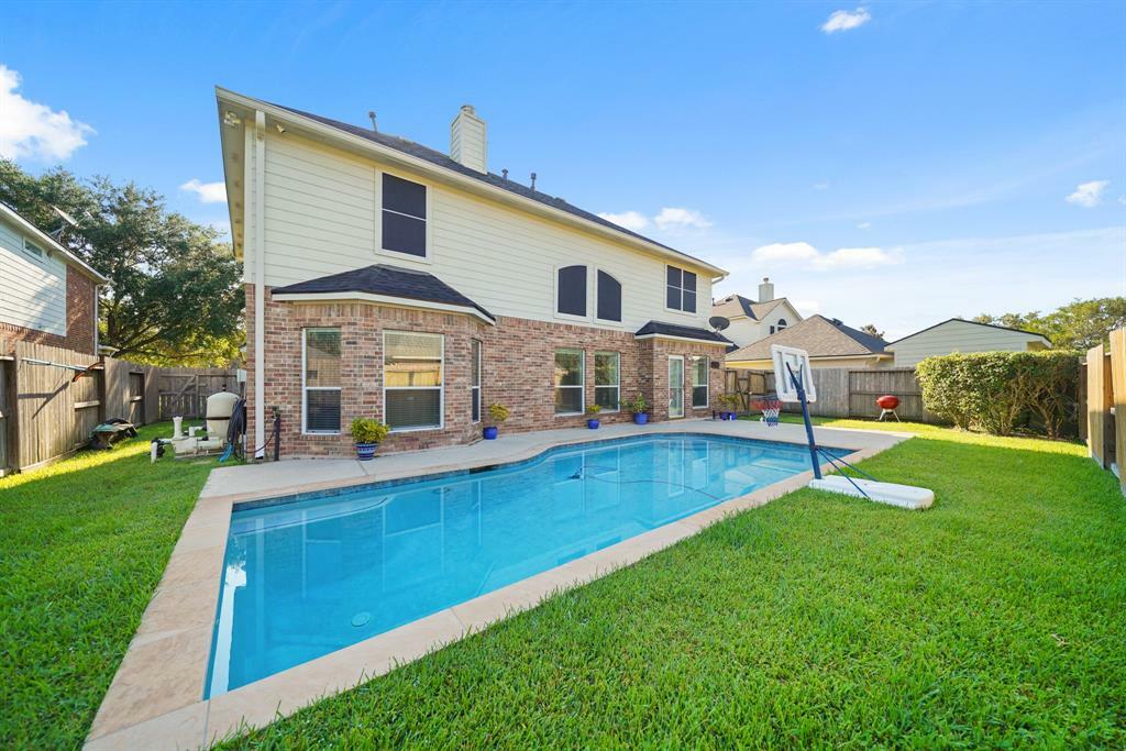 Property Photo:  2512 Creeks Edge Drive  TX 77581 