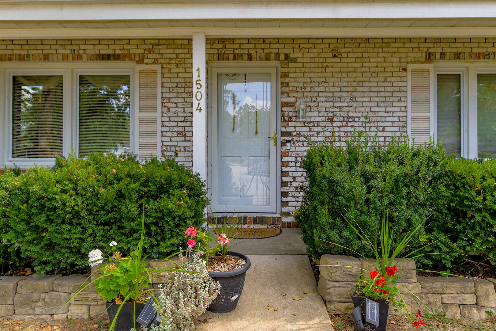 Property Photo:  1504 Springdale Court  MO 65265 