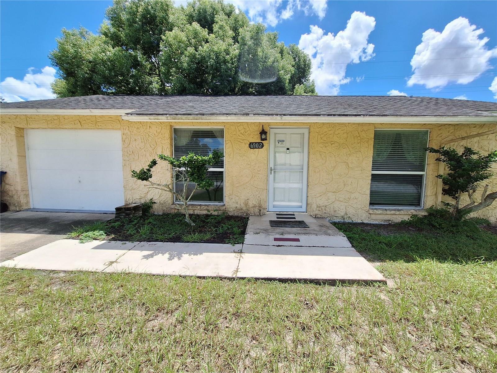 Property Photo: 6902 Westend Avenue FL 34655