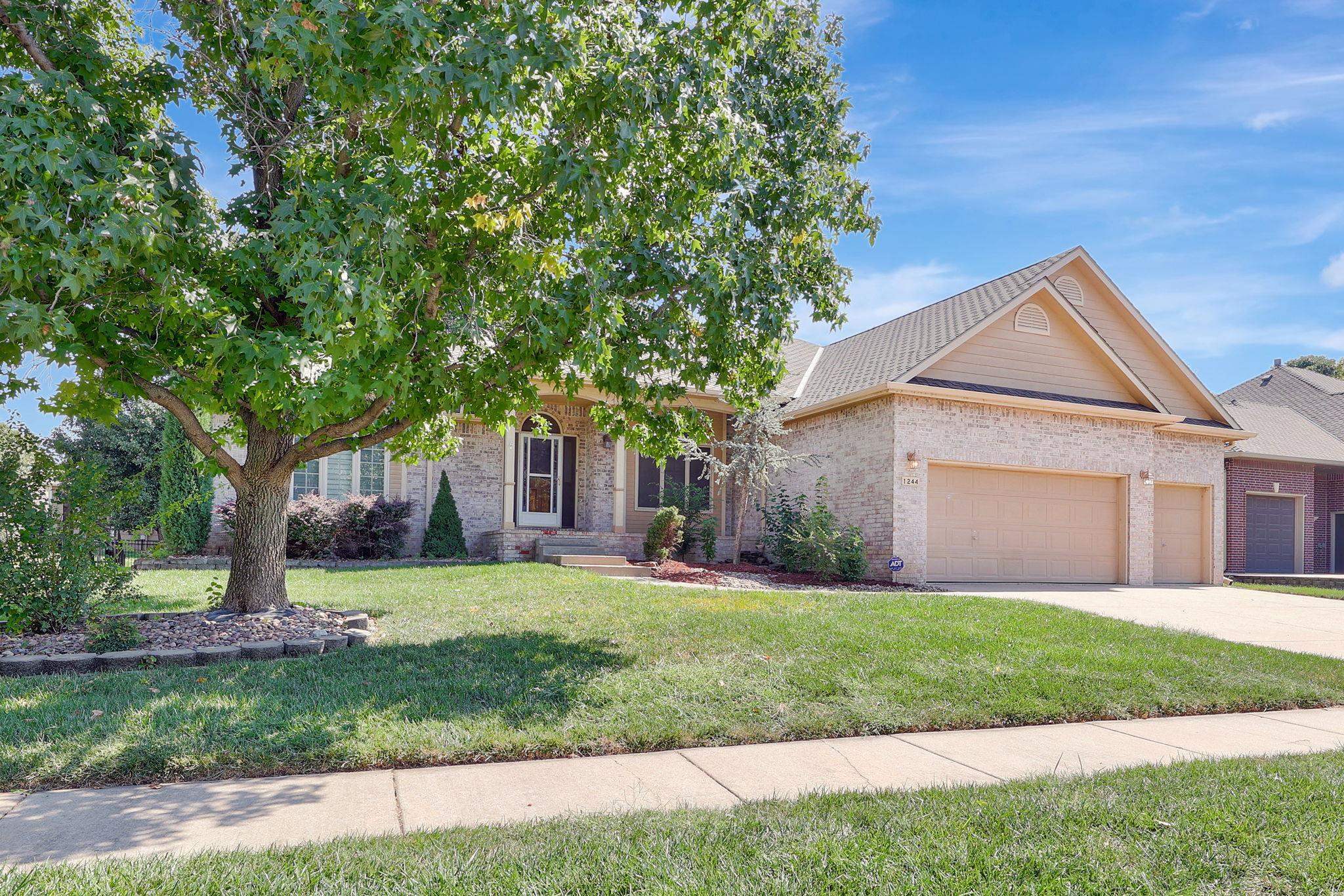 Property Photo:  1244 N Hickory Creek St  KS 67235 