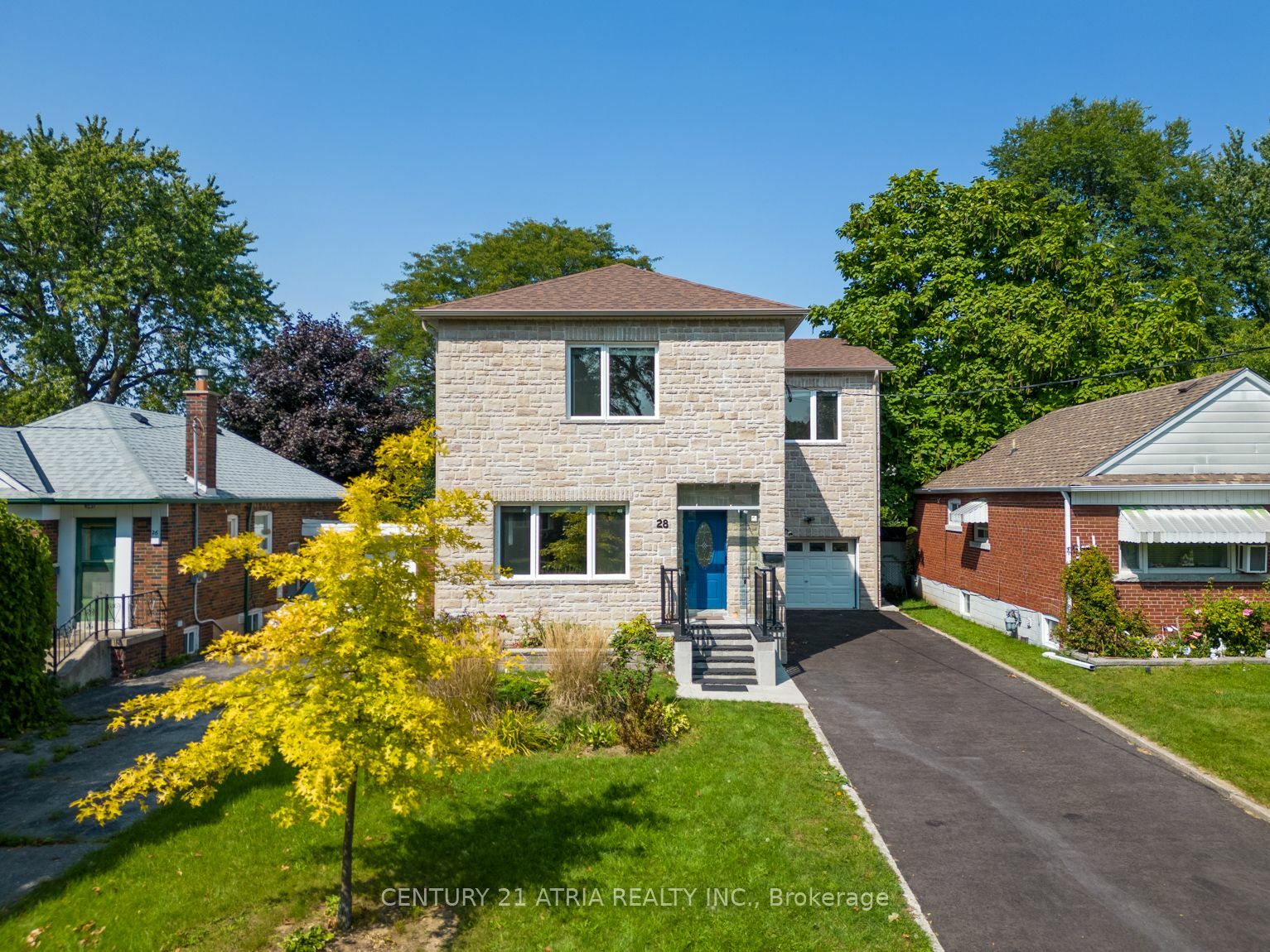 28 Innisdale Dr  Toronto ON M1R 1C3 photo