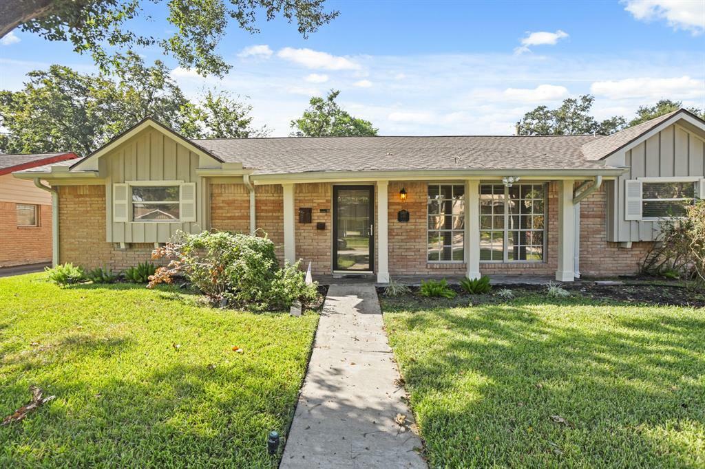 Property Photo:  5411 Wigton Drive  TX 77096 