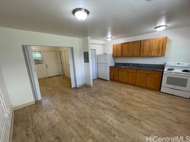 Property Photo:  1555 Wilder Avenue 5  HI 96822 