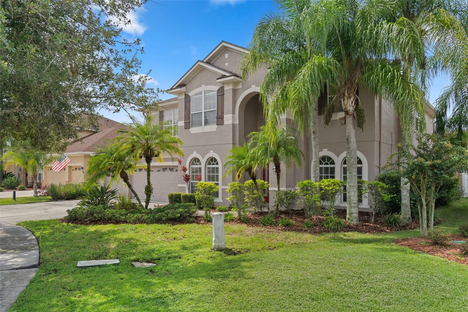 Property Photo:  16122 Brecon Palms Place  FL 33647 