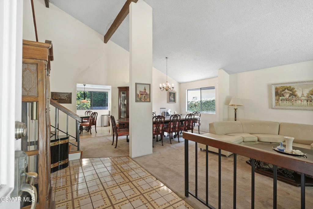 Property Photo:  4016 Old Topanga Canyon Road  CA 91302 