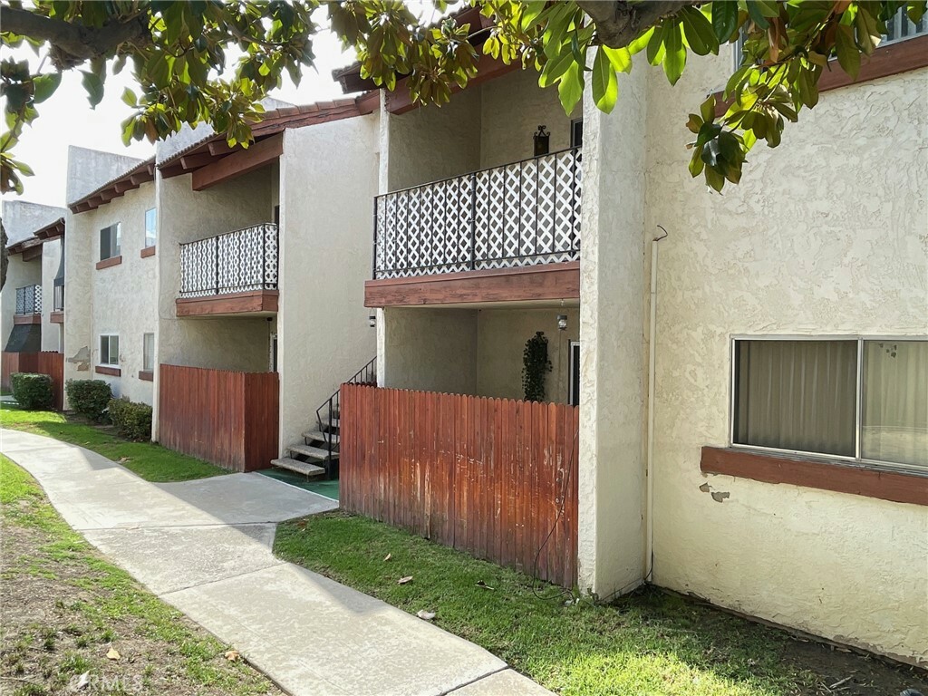 Property Photo:  23647 Golden Springs Drive 10G  CA 91765 