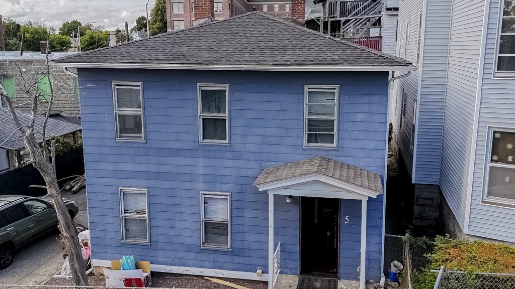 Property Photo:  5 Palmer St  MA 01605 