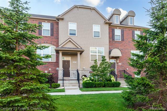 2693 Helmsdale Circle 11  Rochester Hills MI 48307 photo