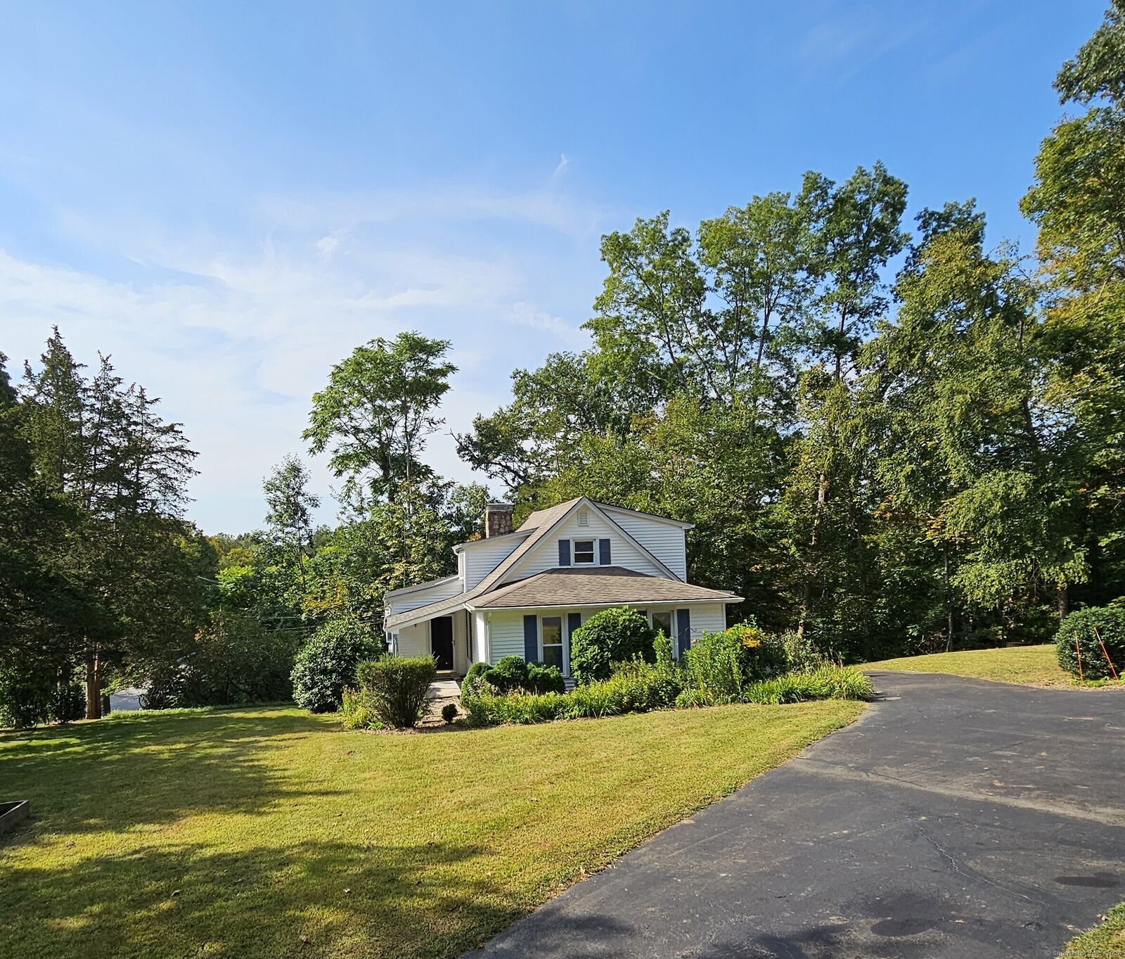 Property Photo:  906 Route 163  CT 06370 