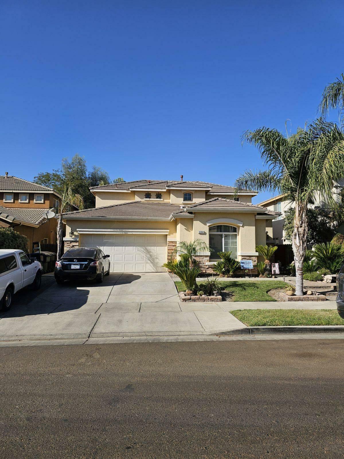 Property Photo:  3200 W Delta Avenue  CA 93291 