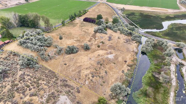 3 bed Hagerman home for sale 1060 Norwood Rd, Hagerman, ID 83332