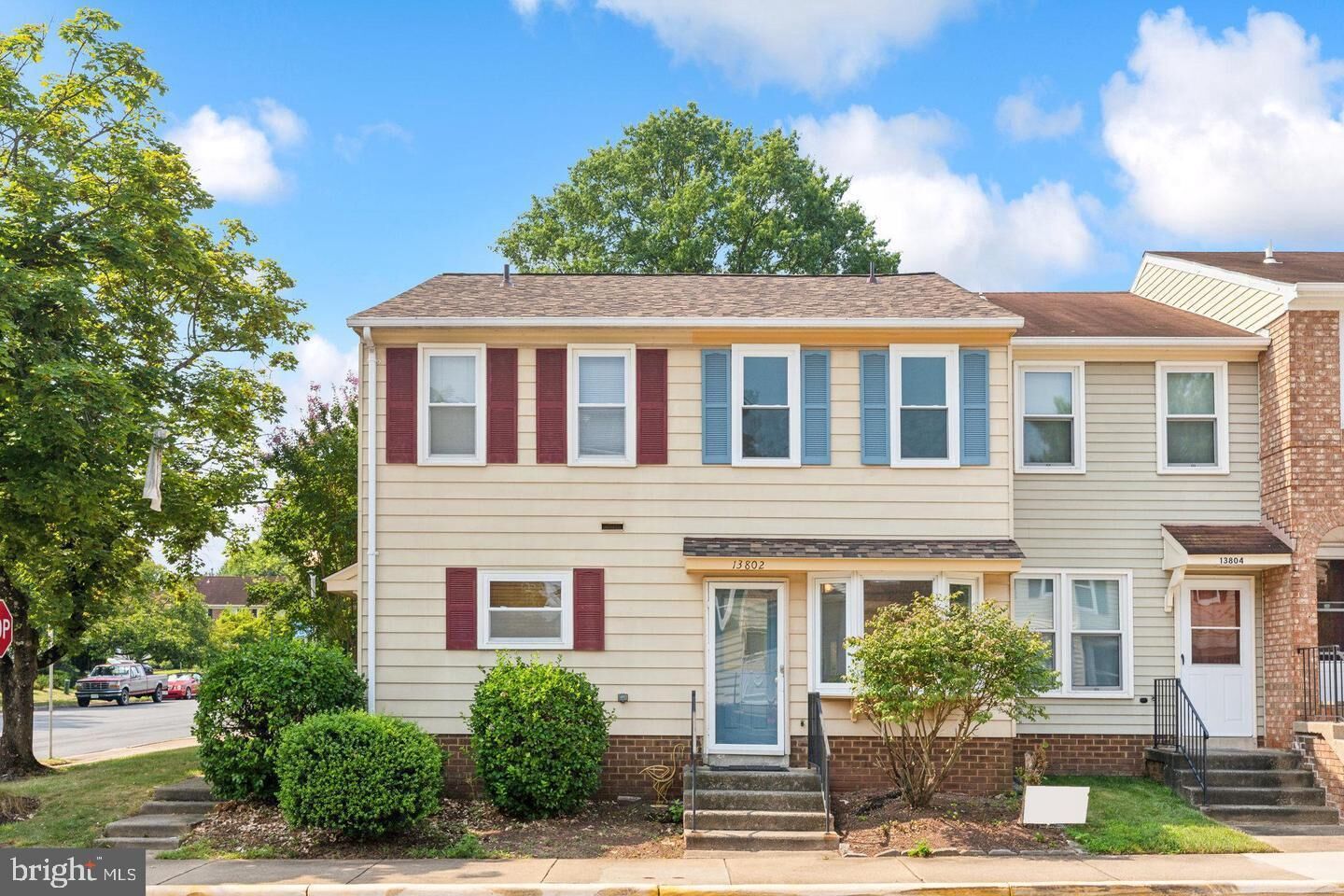 Property Photo:  13802 Sauterne Way  VA 20151 