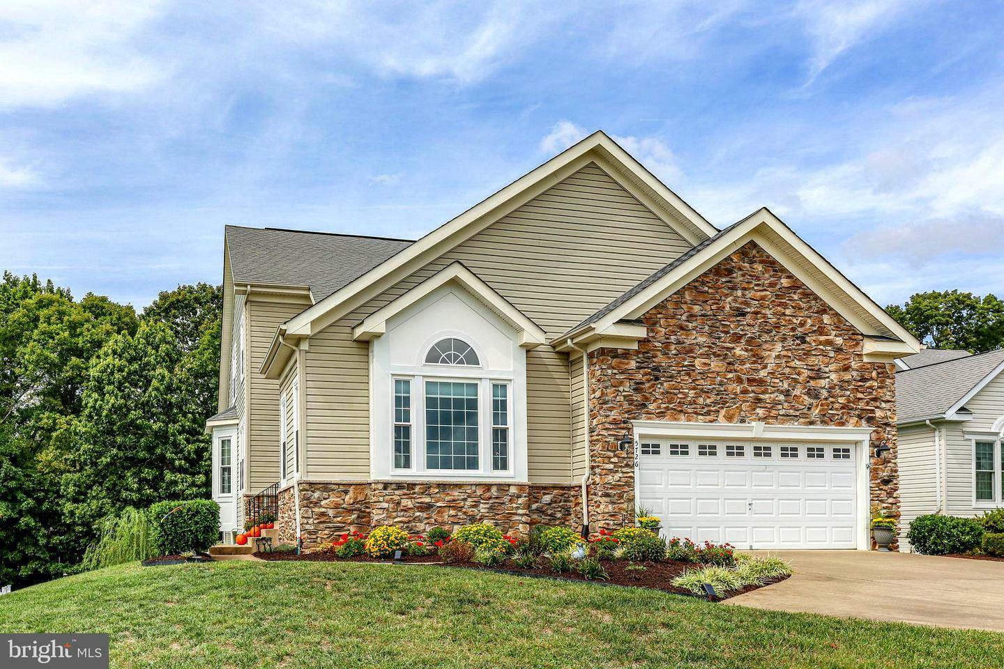 Property Photo:  5726 W Kesslers Crossing  VA 22407 